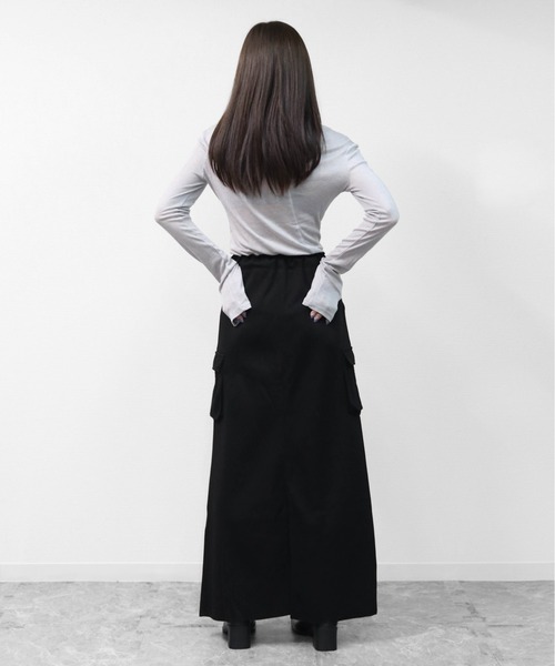 THE CELL.(ザセルドット)の「スウェットライク ロングカーゴスカート SWEAT-LIKE CARGO LONG SKIRT(スカート・レディース・ブラック/杢グレー・FREE)」の9枚目の写真