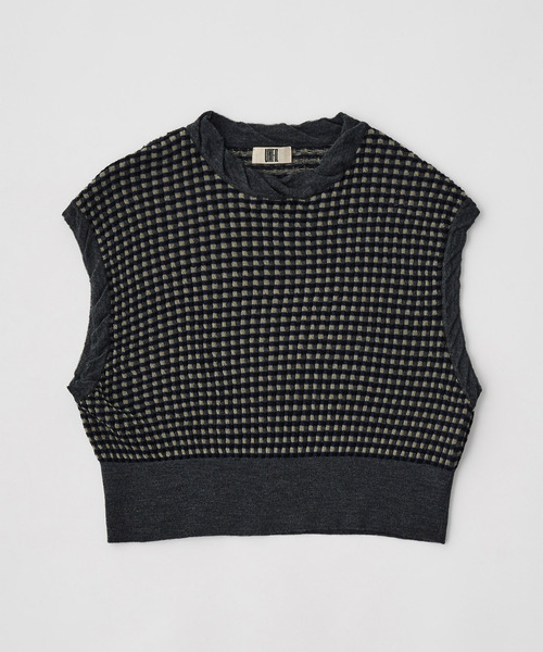 UNFIL(アンフィル)の「UNFIL アンフィル / high twisted wool JQ pattern knit vest ハイツイストウールジャガードパターンニットベスト / WXFL-UW110(ベスト・レディース・ブラウン系その他/チャコールグレー・1)」の6枚目の写真