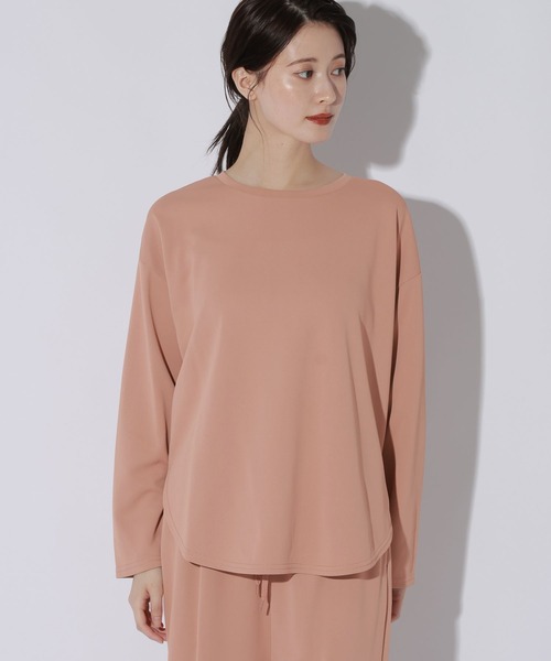 LAKOLE(ラコレ)の「<WARM>ラウンドヘム長袖T / 1056102(Tシャツ/カットソー・レディース・チャコール/サンドグレー/桜/ライトグリーン・FREE)」の4枚目の写真