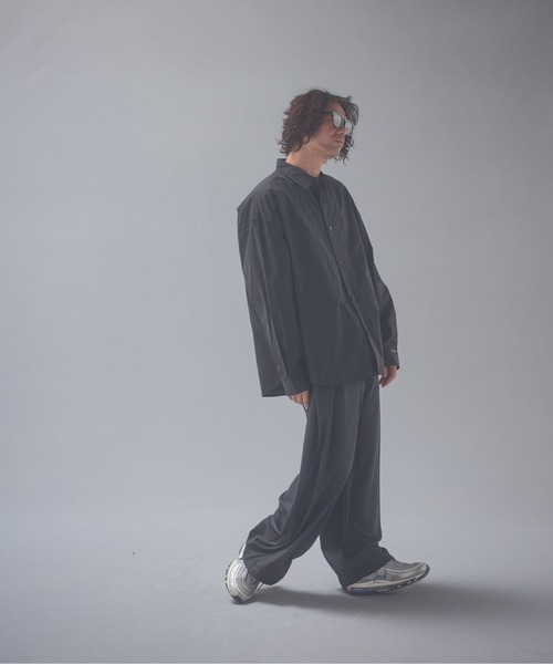 ADAM PATEK(アダムパテック)の「ADAMPATEK/soft calm papertouch broad shirt/ベーシックシャツ(シャツ/ブラウス・メンズ・チャコールグレー/ブラック/ホワイト・1/2)」の12枚目の写真