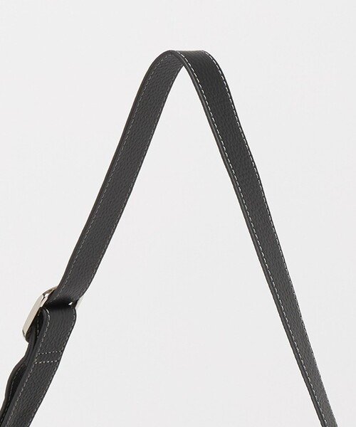 UNITED ARROWS(ユナイテッドアローズ)の「レザー ショルダー バッグ(ショルダーバッグ・メンズ・ダークブラウン/ブラック・FREE)」の15枚目の写真