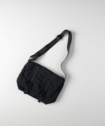 BACK NUMBER（バックナンバー）の「メッセンジャーパテッドショルダーバッグ（ショルダーバッグ）」