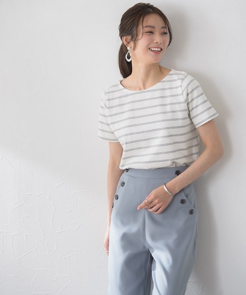 Pierrot（ピエロ）の「選べる地厚綿100％Tシャツ 3type（Tシャツ/カットソー・レディース・ホワイト系その他/ホワイト系その他5/ホワイト系その他6/ホワイト系その他3/ホワイト系その他4/ホワイト×グレー/ホワイト系その他2/ホワイト×ネイビー/ネイビー/ホワイト×レッド/ブルー系その他/カーキ/オフホワイト/ベージュ系その他/ベージュ系その他2・L/M/LL）」の4枚目の写真