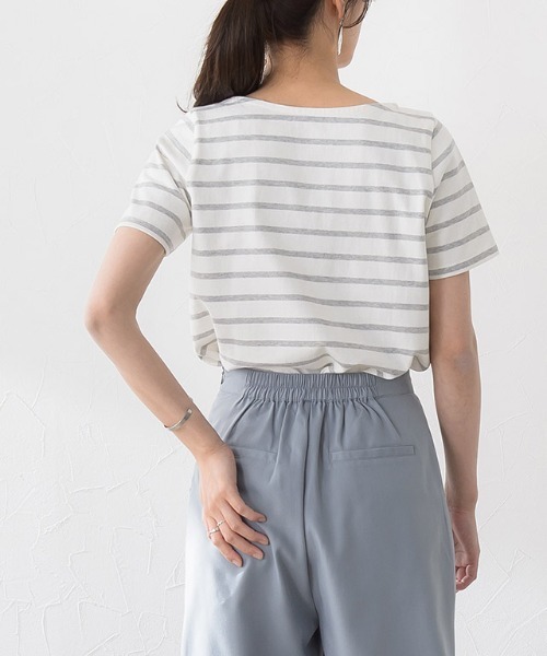 Pierrot（ピエロ）の「選べる地厚綿100％Tシャツ 3type（Tシャツ/カットソー・レディース・ホワイト系その他/ホワイト系その他5/ホワイト系その他6/ホワイト系その他3/ホワイト系その他4/ホワイト×グレー/ホワイト系その他2/ホワイト×ネイビー/ネイビー/ホワイト×レッド/ブルー系その他/カーキ/オフホワイト/ベージュ系その他/ベージュ系その他2・L/M/LL）」の18枚目の写真