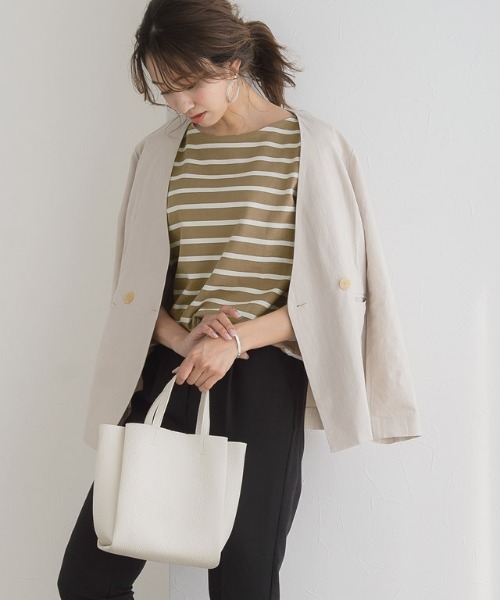 Pierrot（ピエロ）の「選べる地厚綿100％Tシャツ 3type（Tシャツ/カットソー・レディース・ホワイト系その他/ホワイト系その他5/ホワイト系その他6/ホワイト系その他3/ホワイト系その他4/ホワイト×グレー/ホワイト系その他2/ホワイト×ネイビー/ネイビー/ホワイト×レッド/ブルー系その他/カーキ/オフホワイト/ベージュ系その他/ベージュ系その他2・L/M/LL）」の22枚目の写真