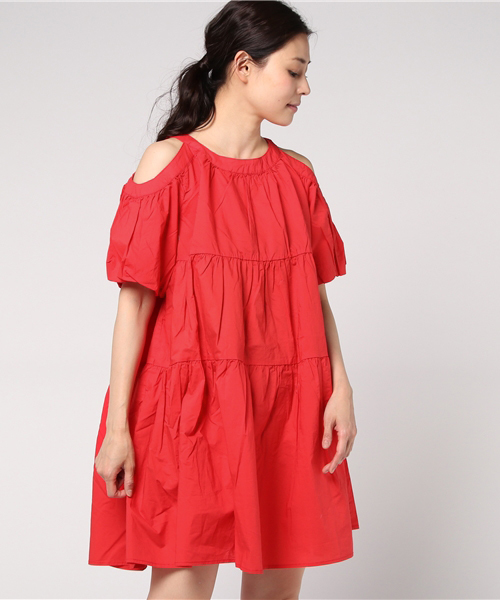 RODEO CROWNS WIDE BOWL（ロデオクラウンズワイドボウル）の「コットン ローン オフショルワンピース（ワンピース・レディース・レッド/オフホワイト/ブラック・FREE）」の9枚目の写真