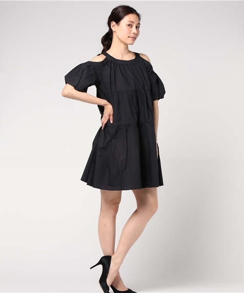 RODEO CROWNS WIDE BOWL（ロデオクラウンズワイドボウル）の「コットン ローン オフショルワンピース（ワンピース・レディース・レッド/オフホワイト/ブラック・FREE）」の13枚目の写真