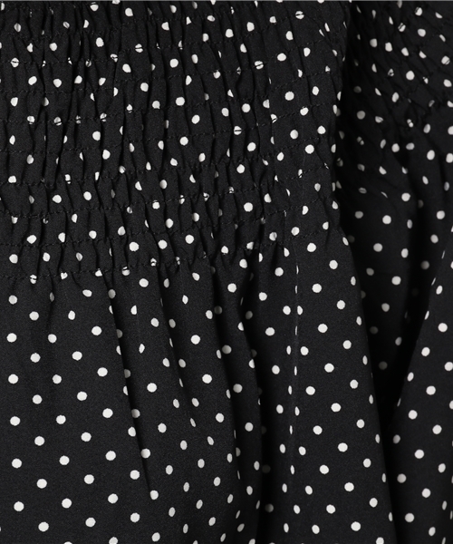 RAY CASSIN（レイカズン）の「ドット柄シャーリングブラウス（シャツ/ブラウス・レディース・ネイビー/ブラック/オフホワイト・FREE）」の7枚目の写真