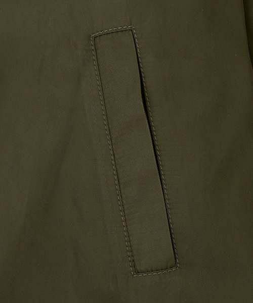 PUNYUS（プニュズ）の「ロングMA-1（MA-1・レディース・ブラック/カーキ/ワイン・1/2/3/4）」の5枚目の写真