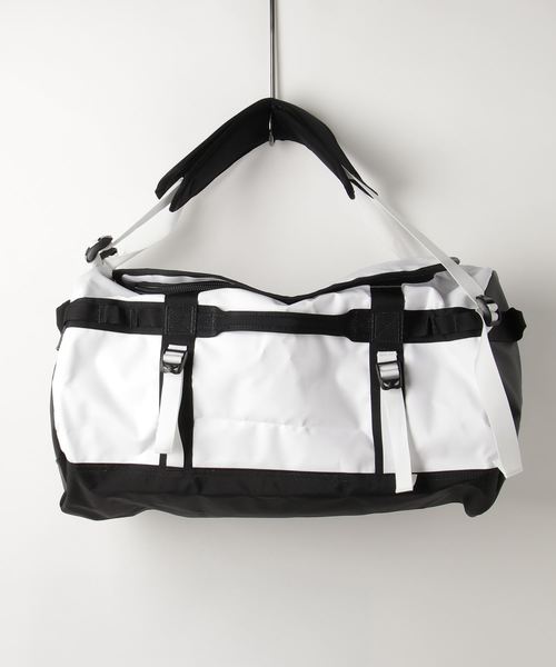 THE NORTH FACE(ザノースフェイス)の「ザ・ノース・フェイス ドラムバッグ/ ベースキャンプダッフルS(ドラムバッグ・メンズ・ピンク系その他/レッド/グリーン系カモフラージュ/ネイビー/ホワイト×ブラック/ブラック/イエロー/グレー系その他/グリーン系その他/ブルー系その他3/ブルー/グレー・ONE SIZE)」の2枚目の写真