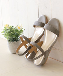 menue（メヌエ）の「3.5cmヒール ゴムストラップ 巻きヒールサンダル（サンダル・レディース）」