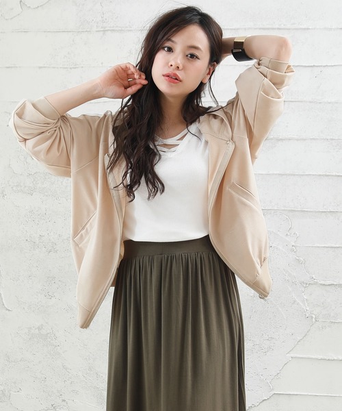 Girly Doll(ガーリードール)の「ラインパーカ(パーカー・レディース・ベージュ/ブラック/グレー/ネイビー/ダークグレー/グリーン/イエロー/グレー系その他/ベージュ系その他/ブラック系その他・1/2)」の6枚目の写真