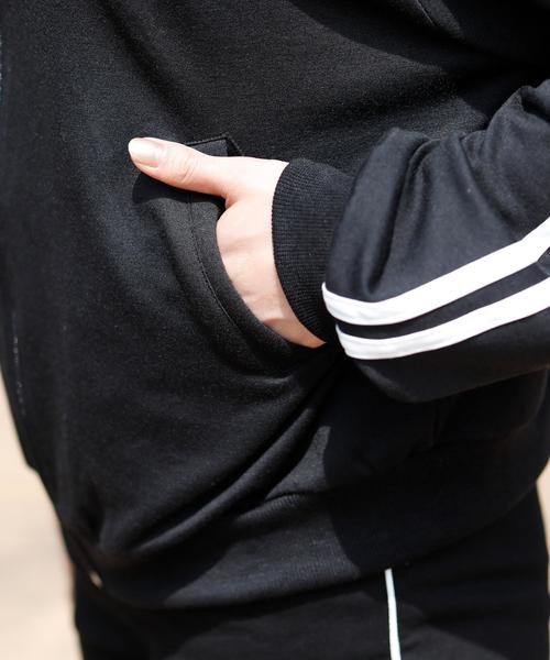 Girly Doll(ガーリードール)の「ラインパーカ(パーカー・レディース・ベージュ/ブラック/グレー/ネイビー/ダークグレー/グリーン/イエロー/グレー系その他/ベージュ系その他/ブラック系その他・1/2)」の19枚目の写真