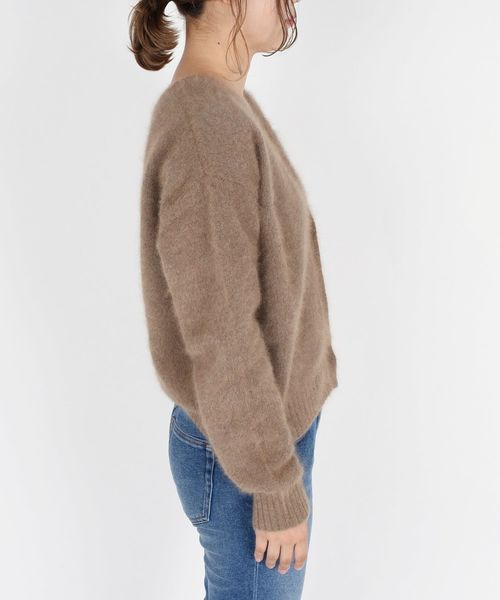 Khaju(カージュ)の「Khaju:Vネックベーシックカーディガン◇◇(カーディガン/ボレロ・レディース・ベージュ/ネイビー/レッド・ONE SIZE)」の8枚目の写真