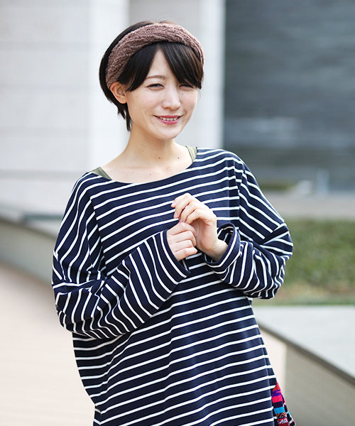 チチカカ（チチカカ）の「ファーねじれヘアバンド（ヘアバンド・レディース・ブラウン/グレー/アイボリー・FREE）」の11枚目の写真