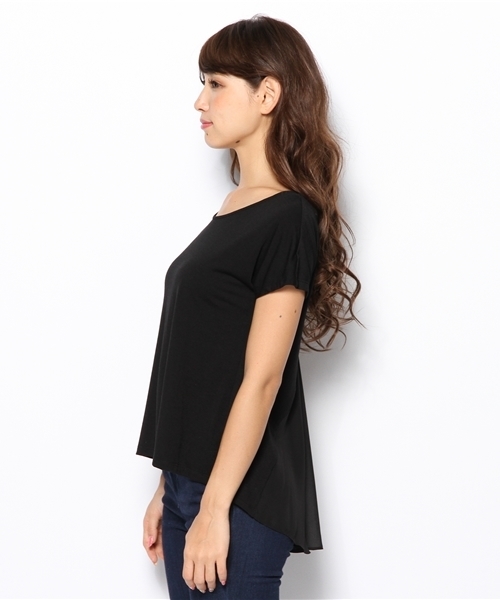 AZUL ENCANTO(アズールエンカント)の「カット&シフォンダウンスリーブTOPS(Tシャツ/カットソー・レディース・ブラック/ホワイト/ブルー・SMALL/MEDIUM/LARGE)」の5枚目の写真