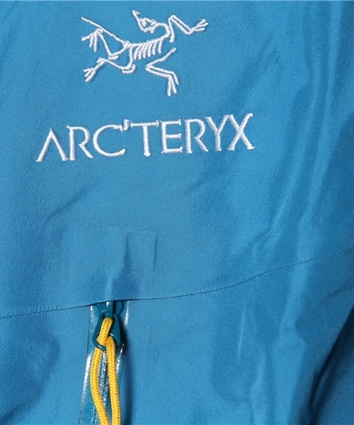 BEAMS(ビームス)の「ARC'TERYX / ALPHA LT JACKET(マウンテンパーカー・メンズ・ブルー系その他・SMALL/MEDIUM)」の10枚目の写真