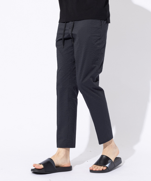 5351 POUR LES HOMMES(ゴーサンゴーイチプールオム)の「クールマックスサッカースリムテーパードパンツ(その他パンツ・メンズ・ブラック/ライトグレー・44/46/48/50)」の2枚目の写真