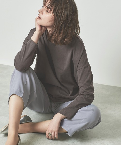 titivate(ティティベイト)の「ロング丈カットソープルオーバー(Tシャツ/カットソー・レディース・ブラック/ベージュ/オフホワイト/ピンク系その他/チャコール・FREE)」の4枚目の写真