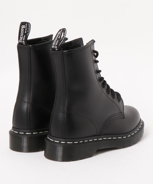 Dr. Martens(ドクターマーチン)の「《Dr.Martens》1460 WHITE STITCH 8EYE BOOT ドクターマーチン 1460 ホワイト ステッチ エイトホール ブーツ(ブーツ・メンズ・ブラック・UK4/UK3/UK8/UK6/UK7/UK10/UK9/UK5)」の2枚目の写真