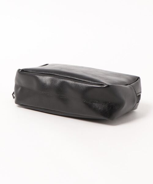 Fun & Daily(ファンアンドデイリー)の「F&D : 13インチ PU Leather PC Case(PC・タブレットケース・メンズ・ブラック/グレー/ブラウン/ピンク・FREE)」の7枚目の写真