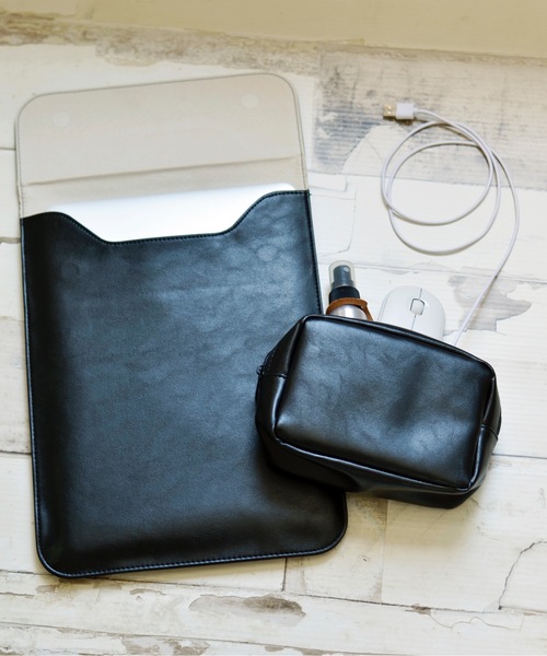 Fun & Daily(ファンアンドデイリー)の「F&D : 13インチ PU Leather PC Case(PC・タブレットケース・メンズ・ブラック/グレー/ブラウン/ピンク・FREE)」の9枚目の写真