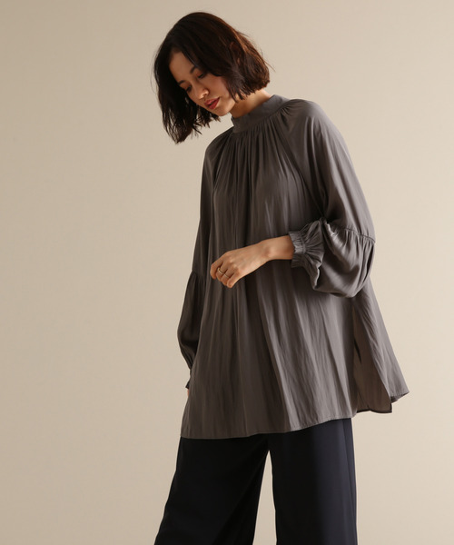 Tiara（ティアラ）の「袖ボリュームハイネックブラウス（シャツ/ブラウス・レディース・ピンク/ブラック/グレー/グレー系その他・FREE）」の9枚目の写真