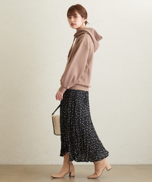 natural couture（ナチュラルクチュール）の「クリンクルサテンドットスカート（スカート・レディース・オフホワイト/ブラック・FREE）」の10枚目の写真