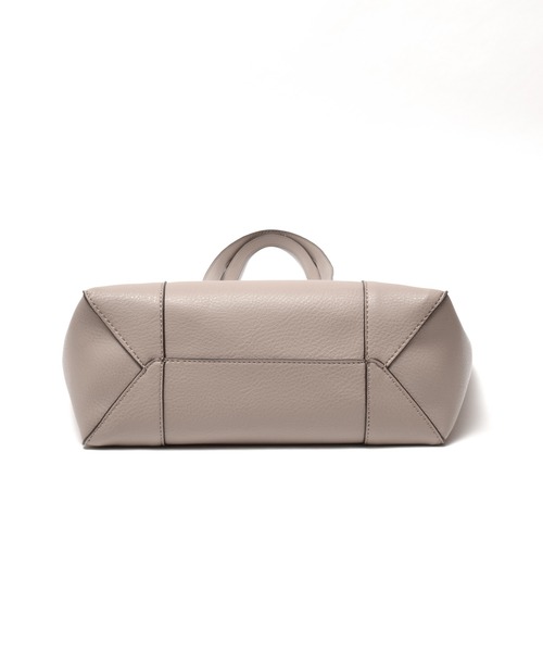 LUGG NAGG(ラグナグ)の「【addottona】 2WAY縦型大容量トートバッグ(トートバッグ・レディース・ブラック/シルバー/ベージュ・FREE)」の10枚目の写真