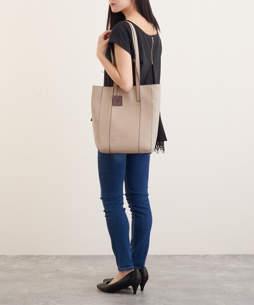 LUGG NAGG(ラグナグ)の「【addottona】 2WAY縦型大容量トートバッグ(トートバッグ・レディース・ブラック/シルバー/ベージュ・FREE)」の21枚目の写真
