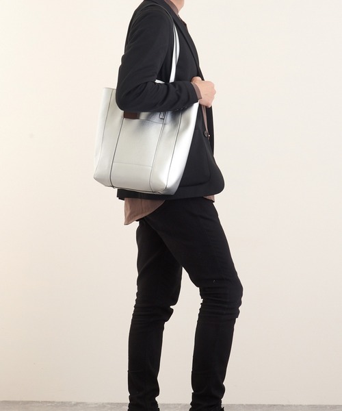 LUGG NAGG(ラグナグ)の「【addottona】 2WAY縦型大容量トートバッグ(トートバッグ・レディース・ブラック/シルバー/ベージュ・FREE)」の18枚目の写真