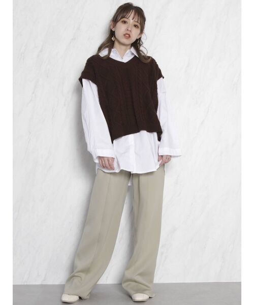 dazzlin（ダズリン）の「シャツセットベストトップス（ニット/セーター・レディース・アイボリー/グレー/ブラウン・FREE）」の8枚目の写真