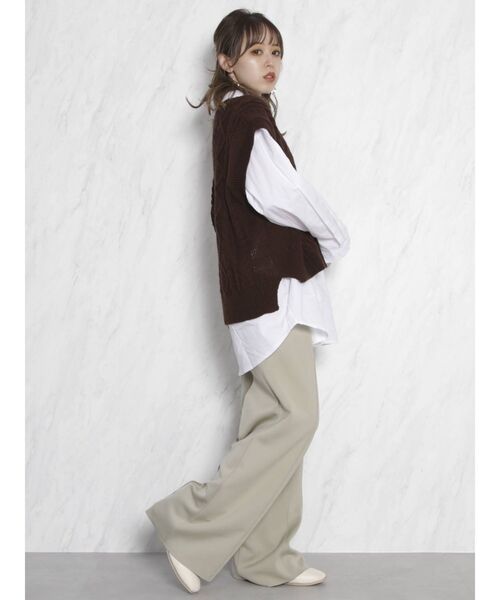 dazzlin（ダズリン）の「シャツセットベストトップス（ニット/セーター・レディース・アイボリー/グレー/ブラウン・FREE）」の9枚目の写真