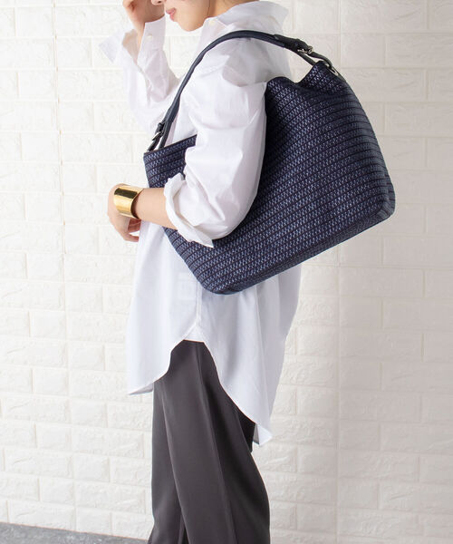 セール Alma Tonutti アルマトヌッティ ブレードボーダーワンショルバッグ ショルダーバッグ Nolley S ノーリーズ のファッション通販 Zozotown