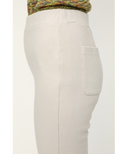 SLY(スライ)の「RELAX RIB FLARE PT リラックス リブ フレアパンツ(スラックス・レディース・パープル/ブラック/アイボリー・2/1)」の10枚目の写真