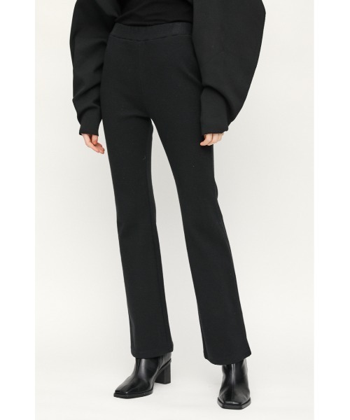 SLY(スライ)の「RELAX RIB FLARE PT リラックス リブ フレアパンツ(スラックス・レディース・パープル/ブラック/アイボリー・2/1)」の14枚目の写真