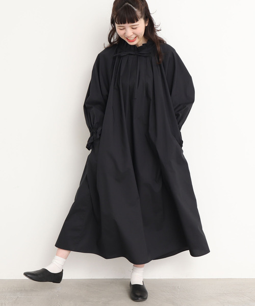 I am I in fact...（アイアムアイインファクト）の「CM80タイプライター　タック衿ワンピース（ワンピース・レディース・ブラック/ホワイト・FREE）」の18枚目の写真