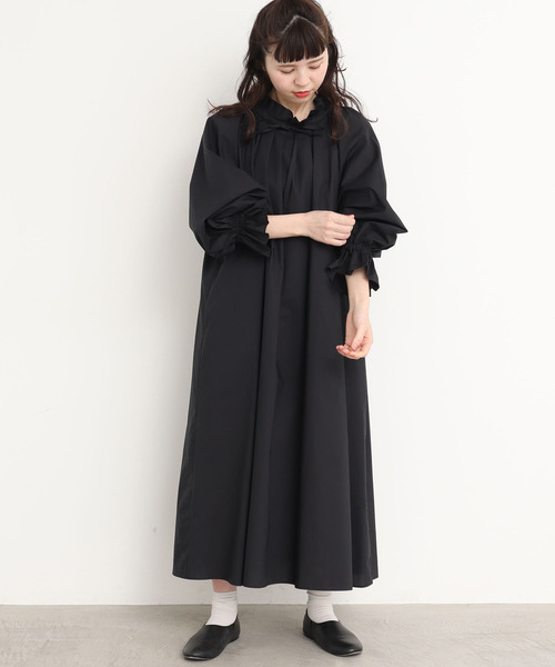 I am I in fact...（アイアムアイインファクト）の「CM80タイプライター　タック衿ワンピース（ワンピース・レディース・ブラック/ホワイト・FREE）」の22枚目の写真