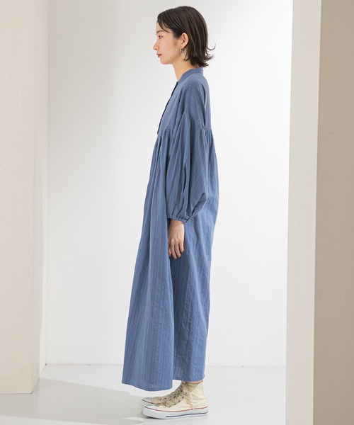 KBF（ケイビーエフ）の「ギャザーボリュームワンピース（ワンピース・レディース・ブラック/オフホワイト/ブルー系その他・ONE）」の8枚目の写真