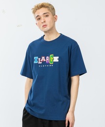 XLARGE�i�G�N�X�g�����[�W�j�́uS/S TEE MULTI COLOR COLLEGE LOGO�iT�V���c/�J�b�g�\�[�j�v