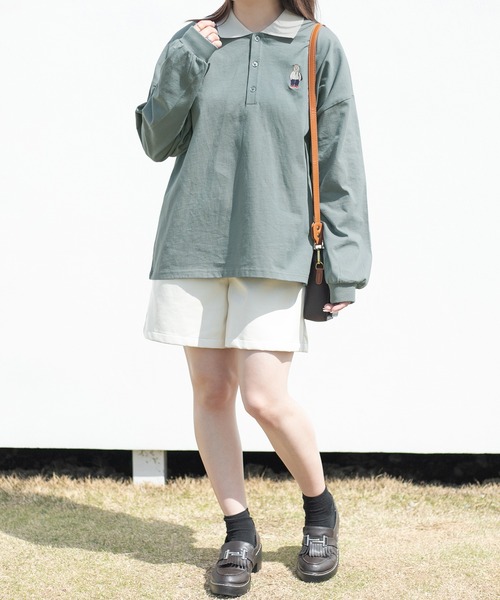 PairPair（ペアペア）の「ワンポイント刺繍カラーシャツ(ユニセックス)（Tシャツ/カットソー・メンズ・グレイッシュブルー/アイボリー/オフホワイト・MEDIUM/LARGE）」の22枚目の写真