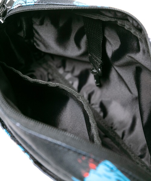 Supreme ネックポーチ ショルダーバック 2021SS 楽天市場】Supreme シュプリーム ショルダーバッグ ショルダー