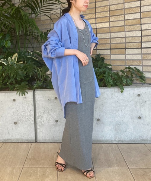 LOUNGEDRESS(ラウンジドレス)の「オーバーフィットシャツ(シャツ/ブラウス・レディース・ブルー/オフホワイト/ブラック・FREE)」の15枚目の写真