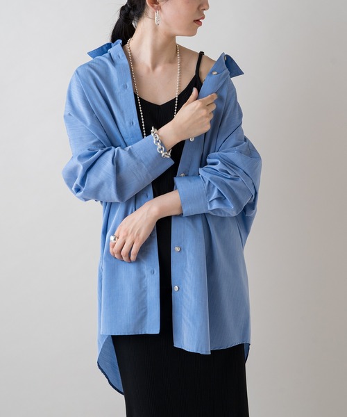 LOUNGEDRESS(ラウンジドレス)の「オーバーフィットシャツ(シャツ/ブラウス・レディース・ブルー/オフホワイト/ブラック・FREE)」の20枚目の写真