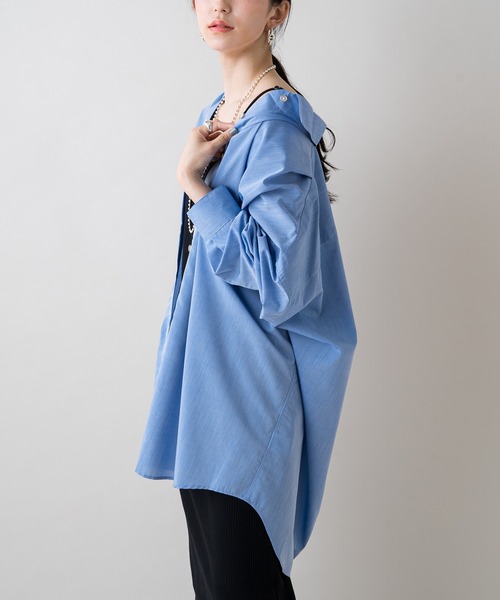 LOUNGEDRESS(ラウンジドレス)の「オーバーフィットシャツ(シャツ/ブラウス・レディース・ブルー/オフホワイト/ブラック・FREE)」の19枚目の写真