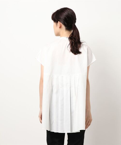 LOWRYS FARM(ローリーズファーム)の「タックシャツショートスリーブ 952035(シャツ/ブラウス・レディース・ブラック/オフホワイト/グリーン・FREE)」の10枚目の写真