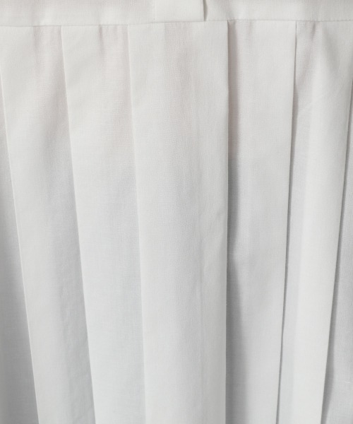 LOWRYS FARM(ローリーズファーム)の「タックシャツショートスリーブ 952035(シャツ/ブラウス・レディース・ブラック/オフホワイト/グリーン・FREE)」の17枚目の写真