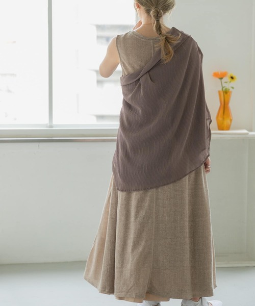 ITEMS URBANRESEARCH（アイテムズ アーバンリサーチ）の「ガーゼノースリーブワンピース（ワンピース・レディース・チャコールグレー/ベージュ/オフホワイト・FREE）」の7枚目の写真