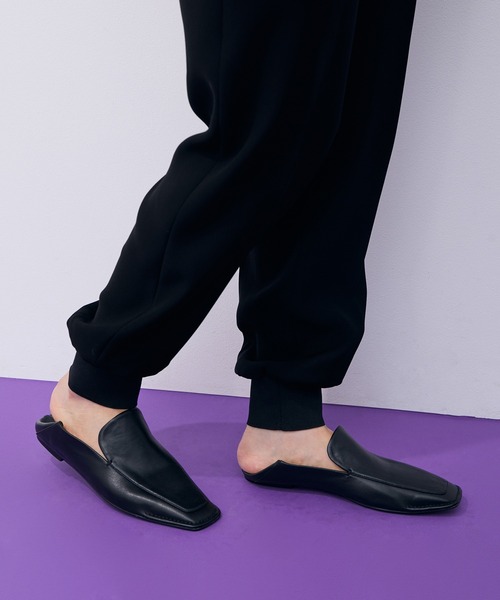 ADAM ET ROPE'(アダムエロペ)の「ステッチソフトローファー(ローファー・レディース・ブラック/ベージュ・23.5cm/24.5cm/23.0cm/24.0cm)」の6枚目の写真