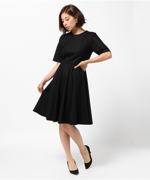 ROPE'(ロペ)の「フレアー無地ワンピース(ワンピース・レディース・ブラック/チャコールグレー・36/38)」の11枚目の写真